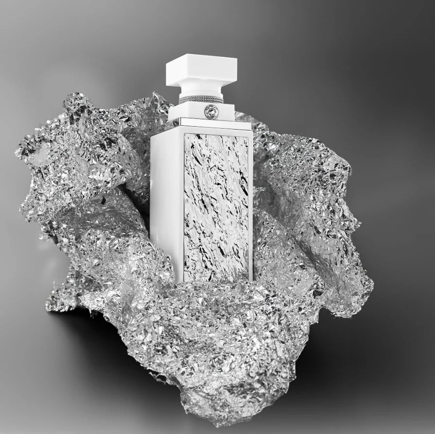 Varakh Silver – Perfume minimalista con especias y vainilla | Fragrance World
